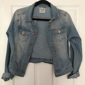 Denim jean jacket!
